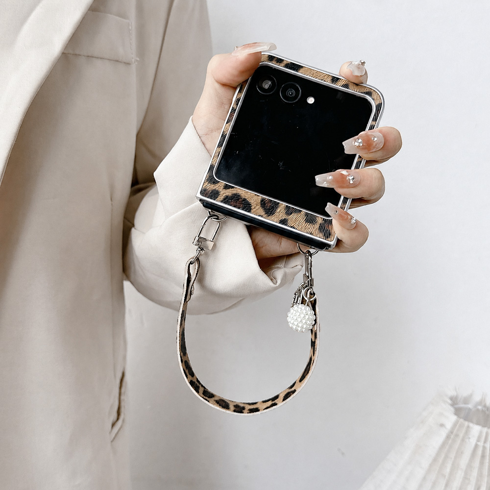 Leopard Print Folding Flip Pho - đánh giá và giá Phone Accessories Men