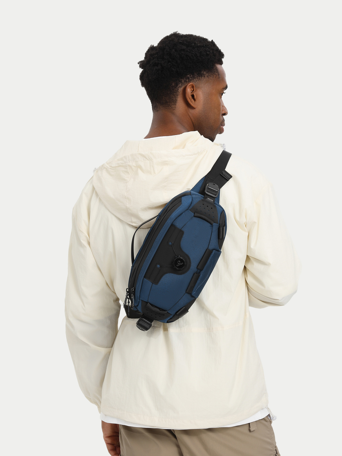 OZUKO Multi-function Chest Bag - đánh giá và giá Phone Accessories Men